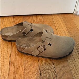 Birkenstock Tan Leather Boston clogs